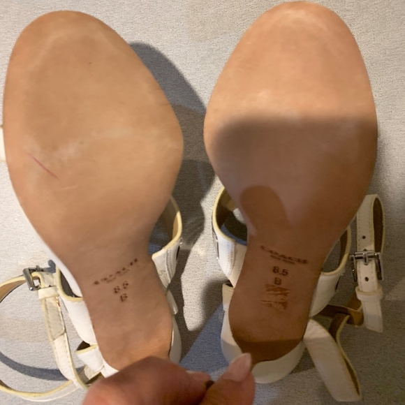 NWOB Coach White/Silver Leather Sandals sz 8.5 - Picture 5 of 5
